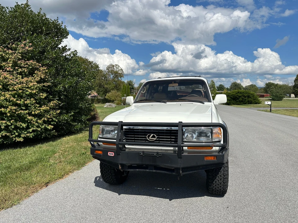 1997 Lexus LX 1st Gen - Image 8 of 31