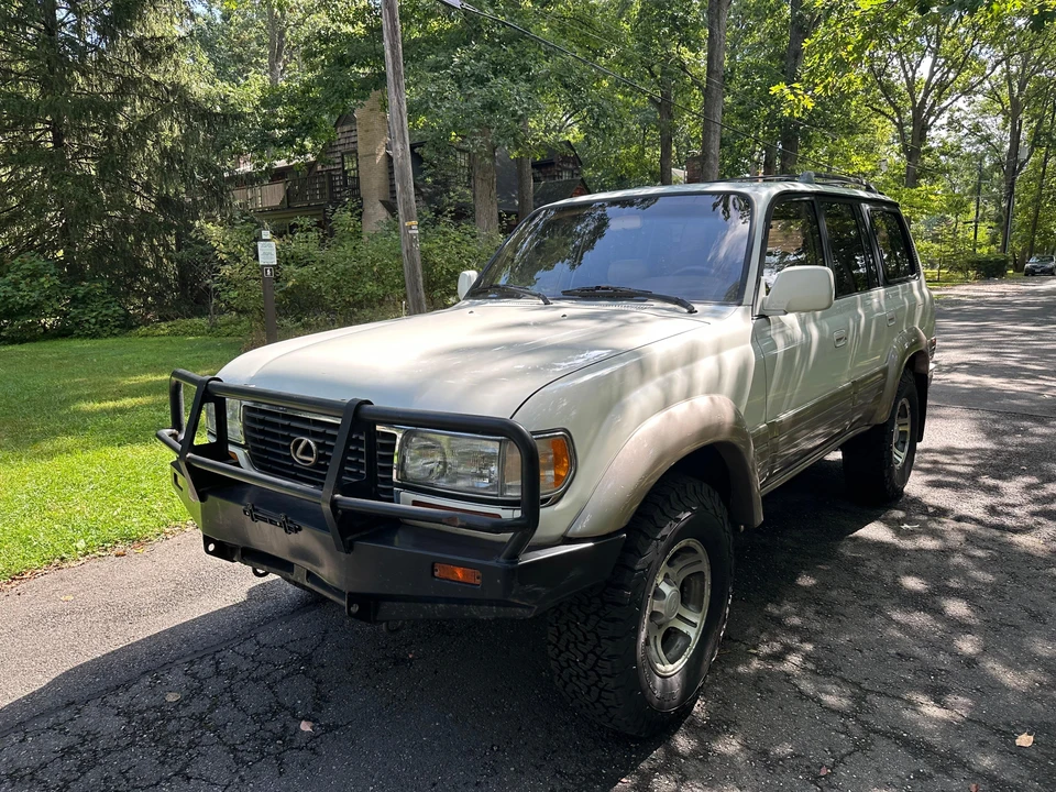 1997 Lexus LX 1st Gen - Image 12 of 31