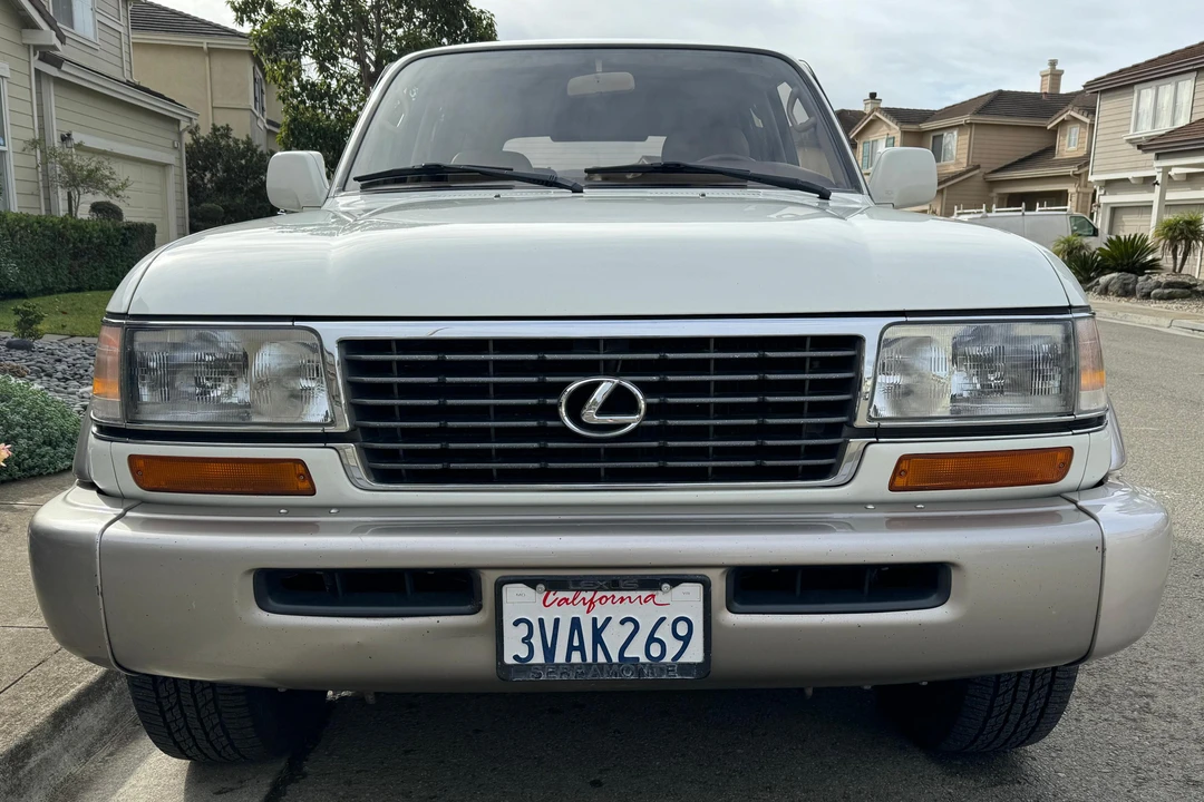1997 Lexus LX 1st Gen - Image 2 of 31