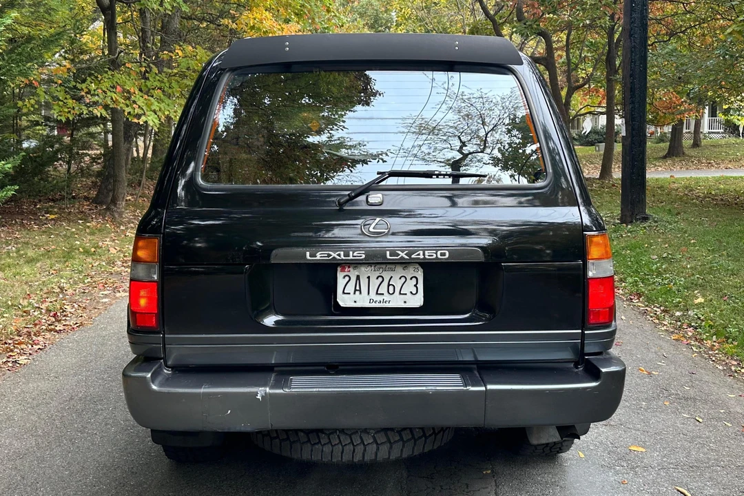 1997 Lexus LX 1st Gen - Image 5 of 31