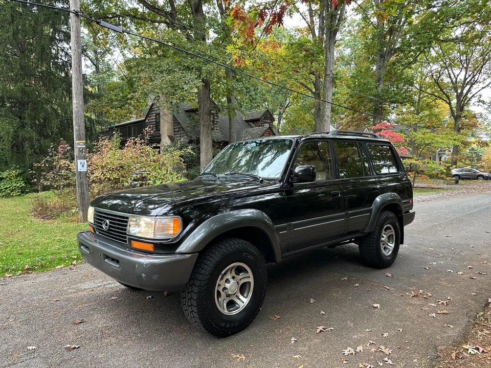 1997 Lexus LX 1st Gen - Image 11 of 31