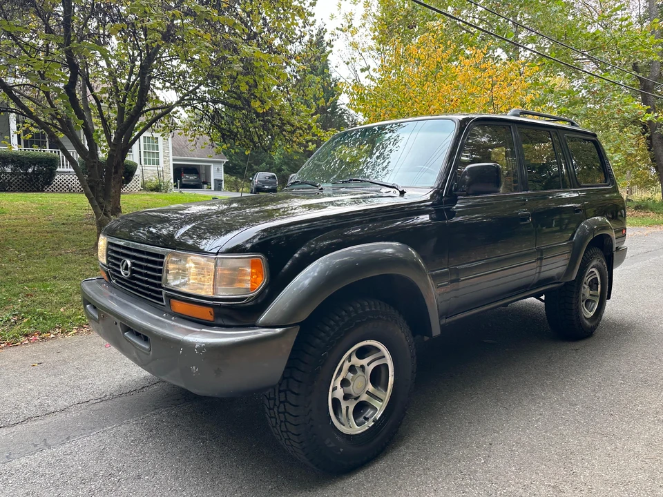 1997 Lexus LX 1st Gen - Image 12 of 31