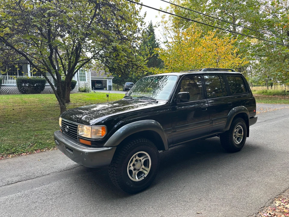 1997 Lexus LX 1st Gen - Image 14 of 31