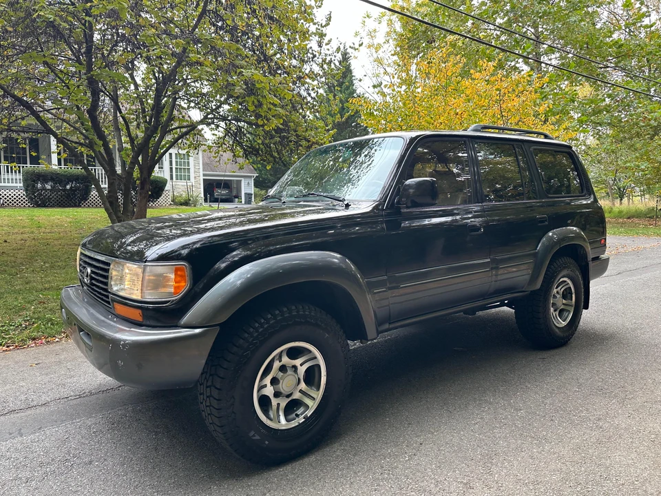 1997 Lexus LX 1st Gen - Image 16 of 31