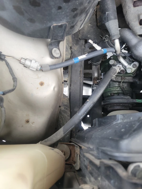 1997 Lexus LX 1st Gen - Image 19 of 21