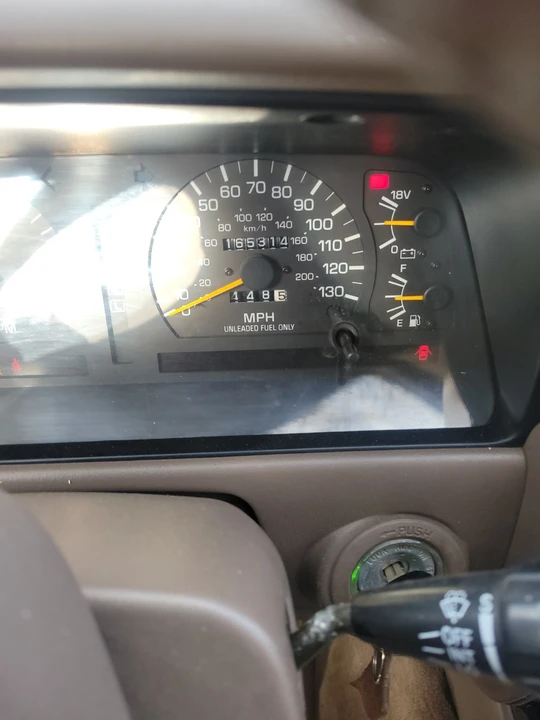 1997 Lexus LX 1st Gen - Image 17 of 21