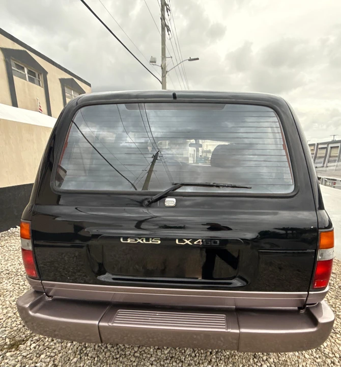 1997 Lexus LX 1st Gen - Image 15 of 31