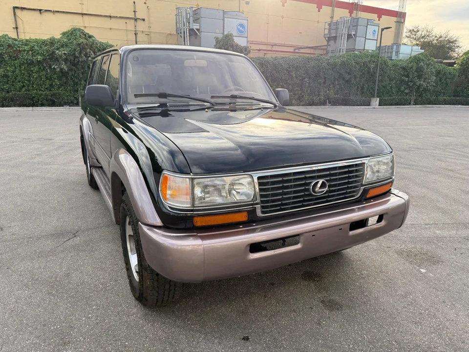 1997 Lexus LX 1st Gen - Image 22 of 31