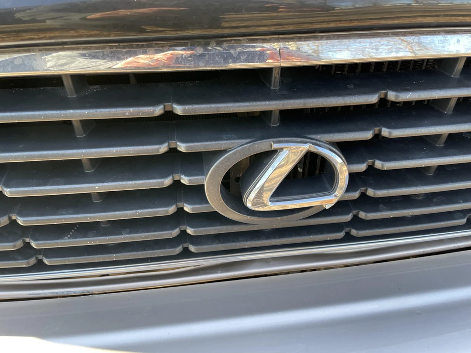 1997 Lexus LX 1st Gen - Image 22 of 31