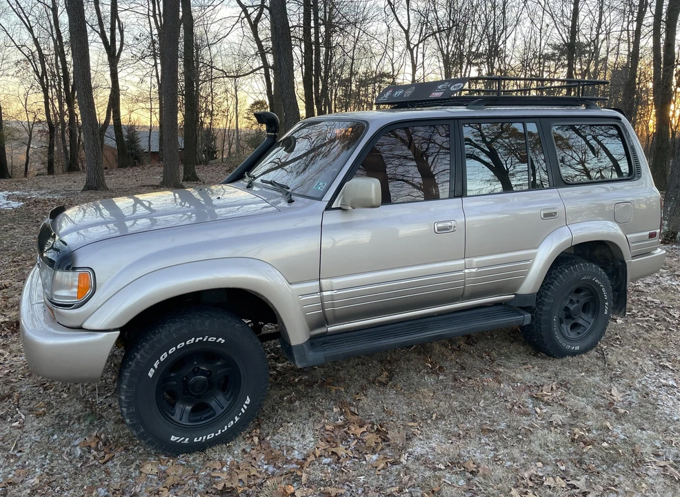 1997 Lexus LX 1st Gen - Image 2 of 31