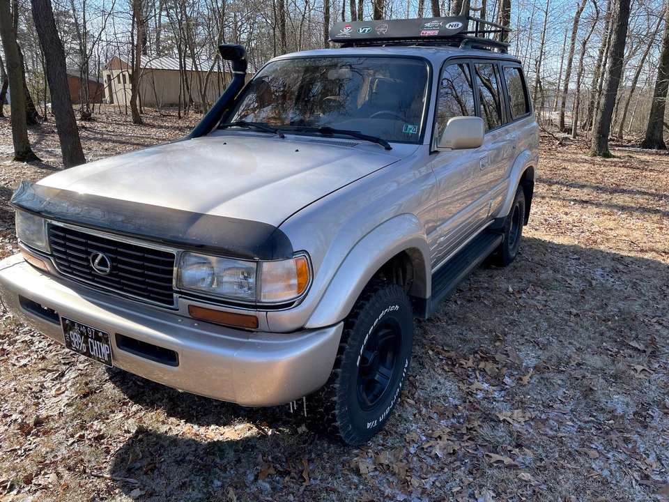 1997 Lexus LX 1st Gen - Image 8 of 31