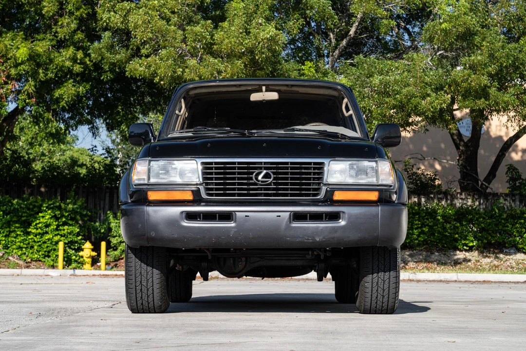 1997 Lexus LX 1st Gen - Image 10 of 31