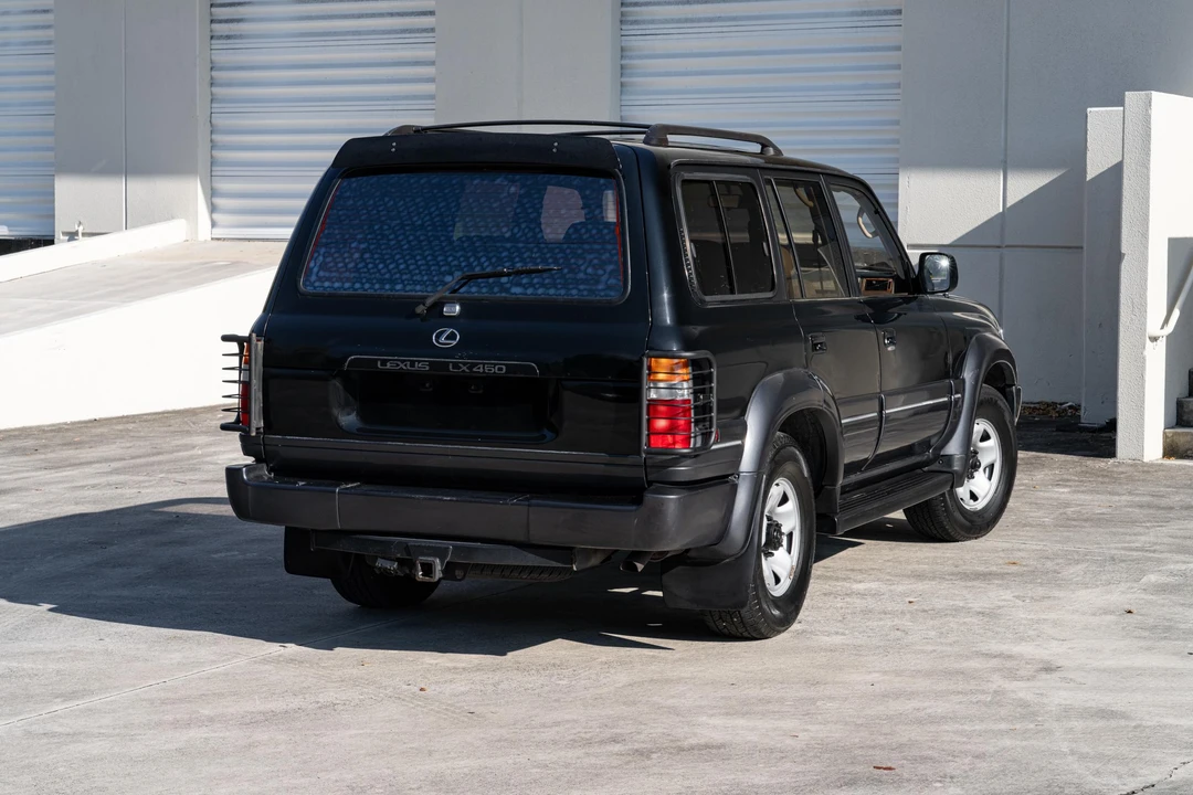 1997 Lexus LX 1st Gen - Image 22 of 31