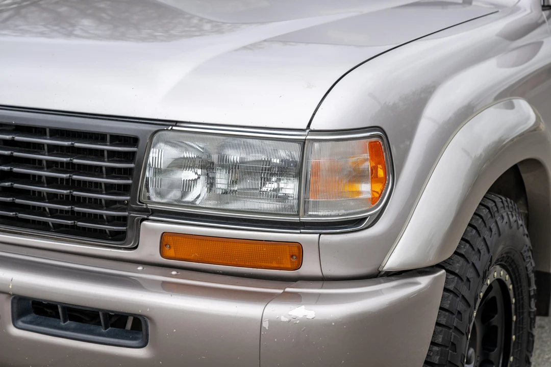 1997 Lexus LX 1st Gen - Image 19 of 31