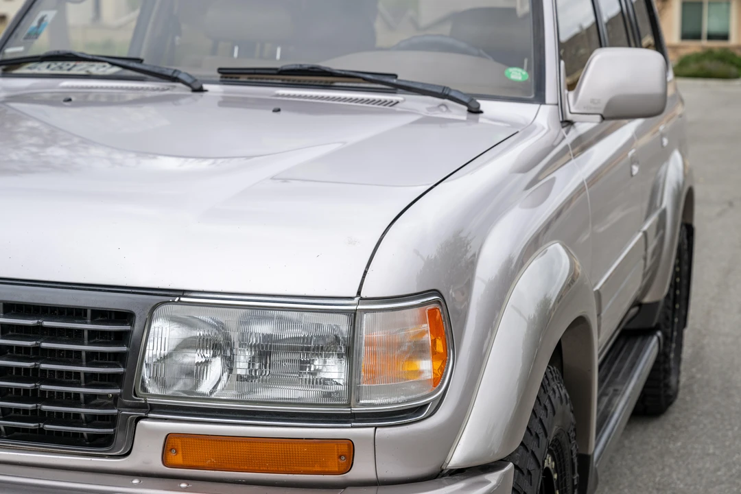 1997 Lexus LX 1st Gen - Image 18 of 31