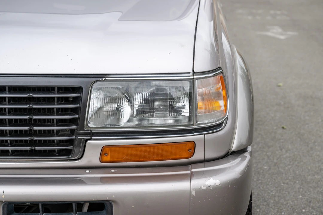 1997 Lexus LX 1st Gen - Image 17 of 31