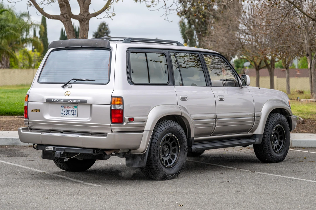 1997 Lexus LX 1st Gen - Image 9 of 31