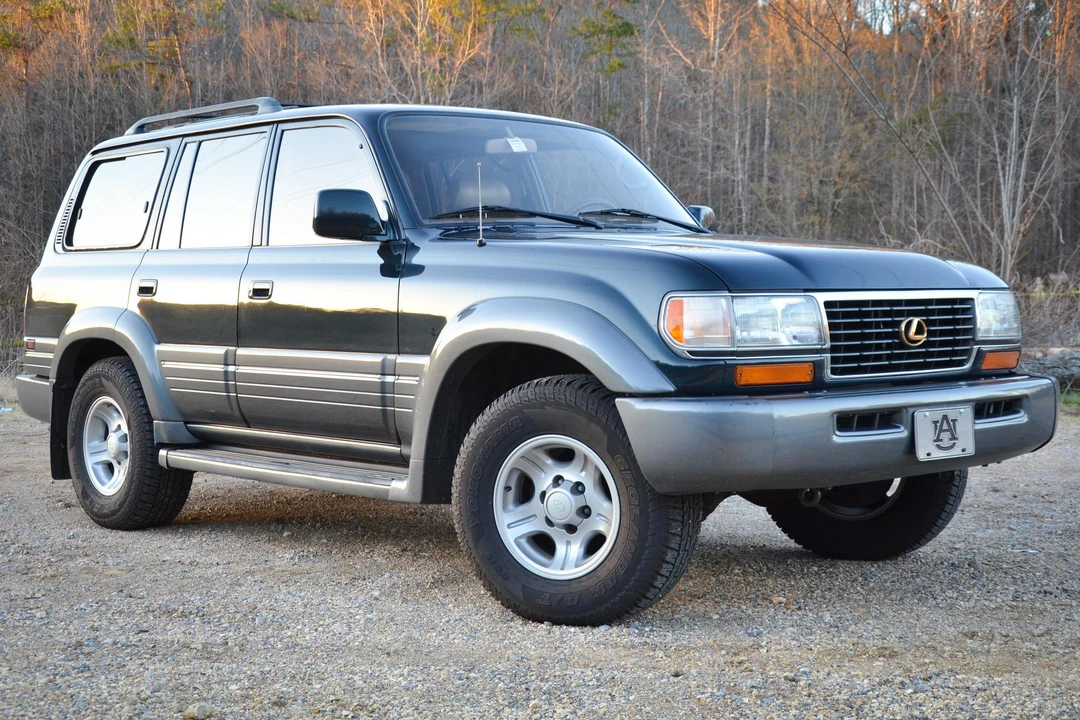 1997 Lexus LX 1st Gen - Image 2 of 5