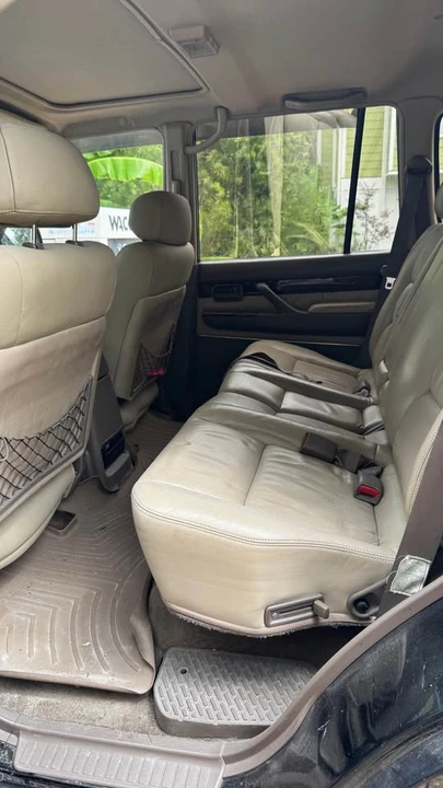 1997 Lexus LX 1st Gen - Image 9 of 15