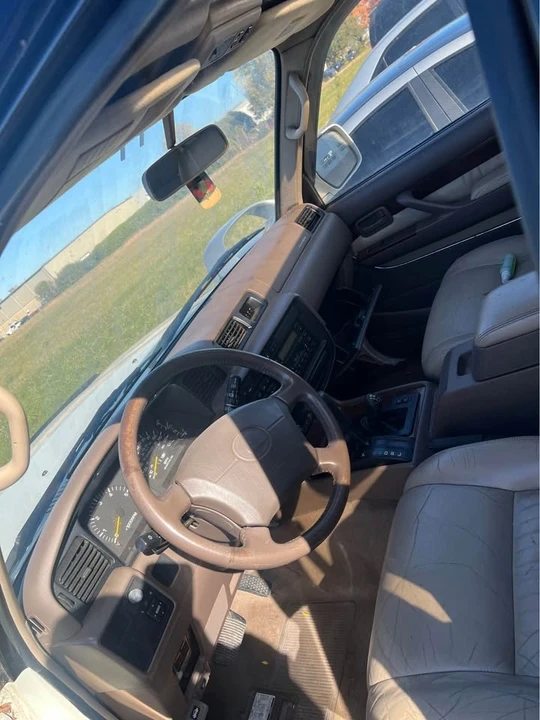1997 Lexus LX 1st Gen - Image 8 of 13