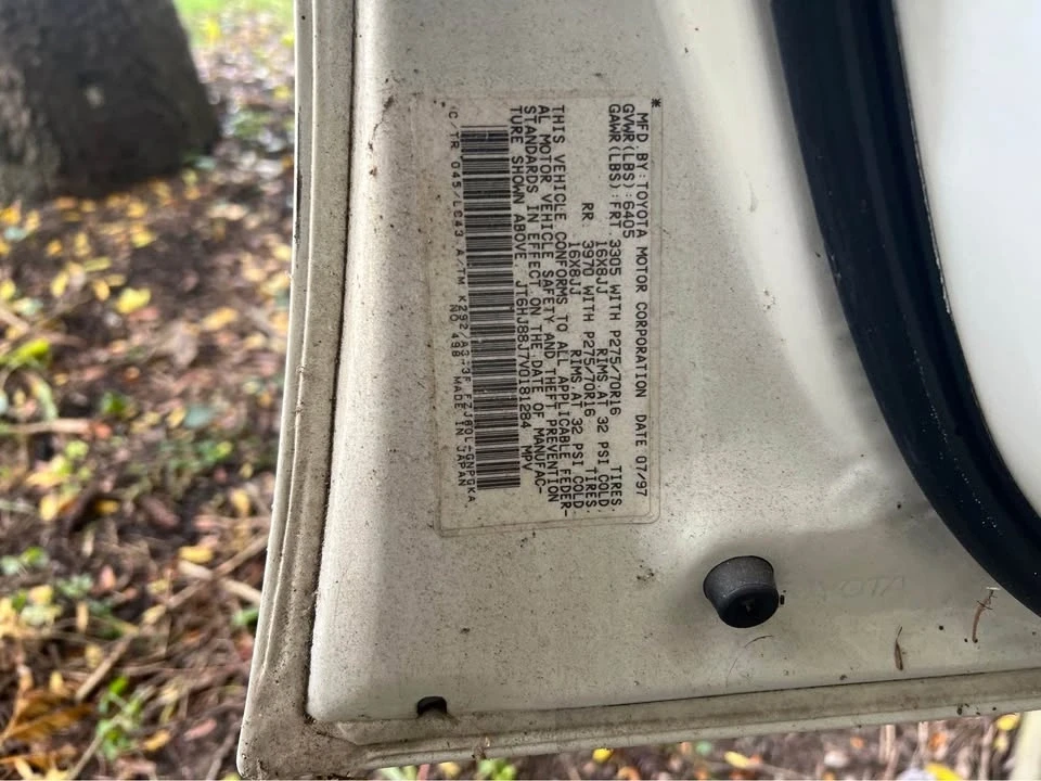 1997 Lexus LX 1st Gen - Image 3 of 13