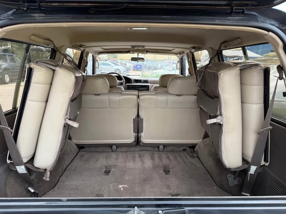 1997 Lexus LX 1st Gen - Image 11 of 14
