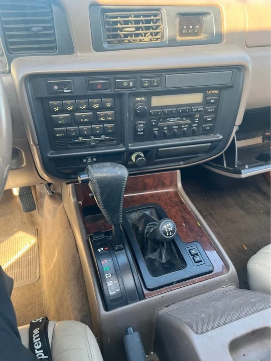 1997 Lexus LX 1st Gen - Image 10 of 13