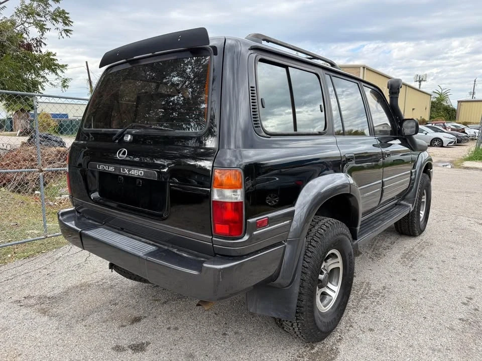 1997 Lexus LX 1st Gen - Image 5 of 14