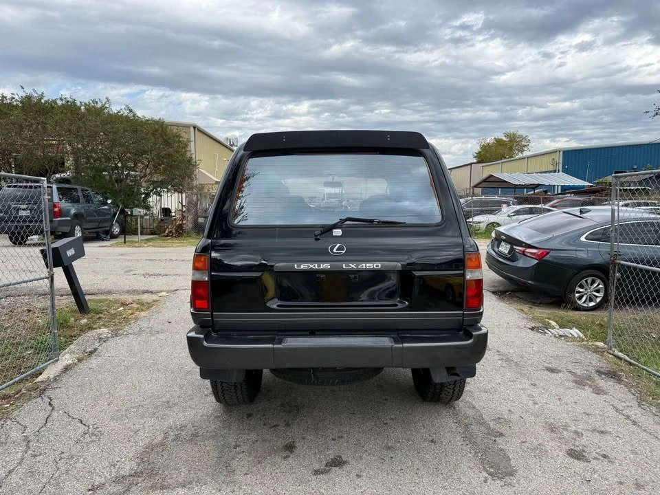 1997 Lexus LX 1st Gen - Image 4 of 14