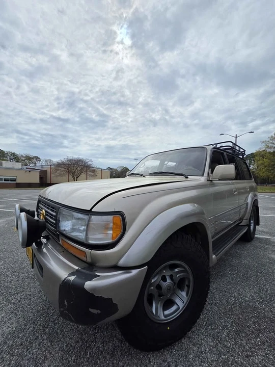 1997 Lexus LX 1st Gen - Image 3 of 12