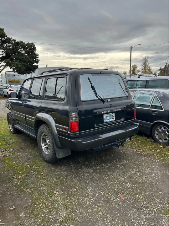 1997 Lexus LX 1st Gen - Image 4 of 7