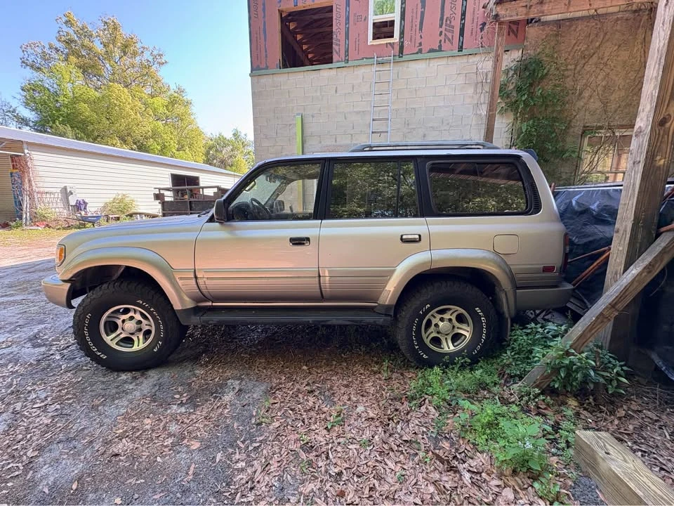 1997 Lexus LX 1st Gen - Image 2 of 9