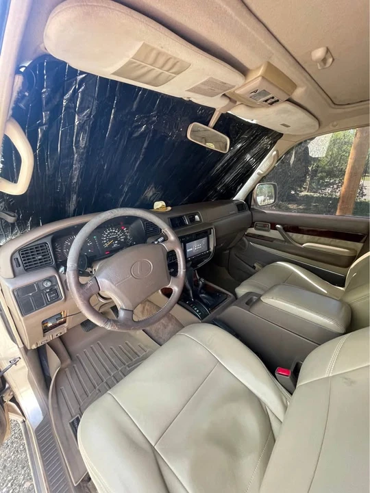 1997 Lexus LX 1st Gen - Image 8 of 20