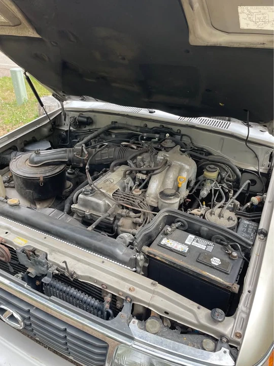 1997 Lexus LX 1st Gen - Image 19 of 20