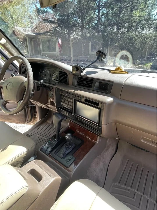 1997 Lexus LX 1st Gen - Image 11 of 20