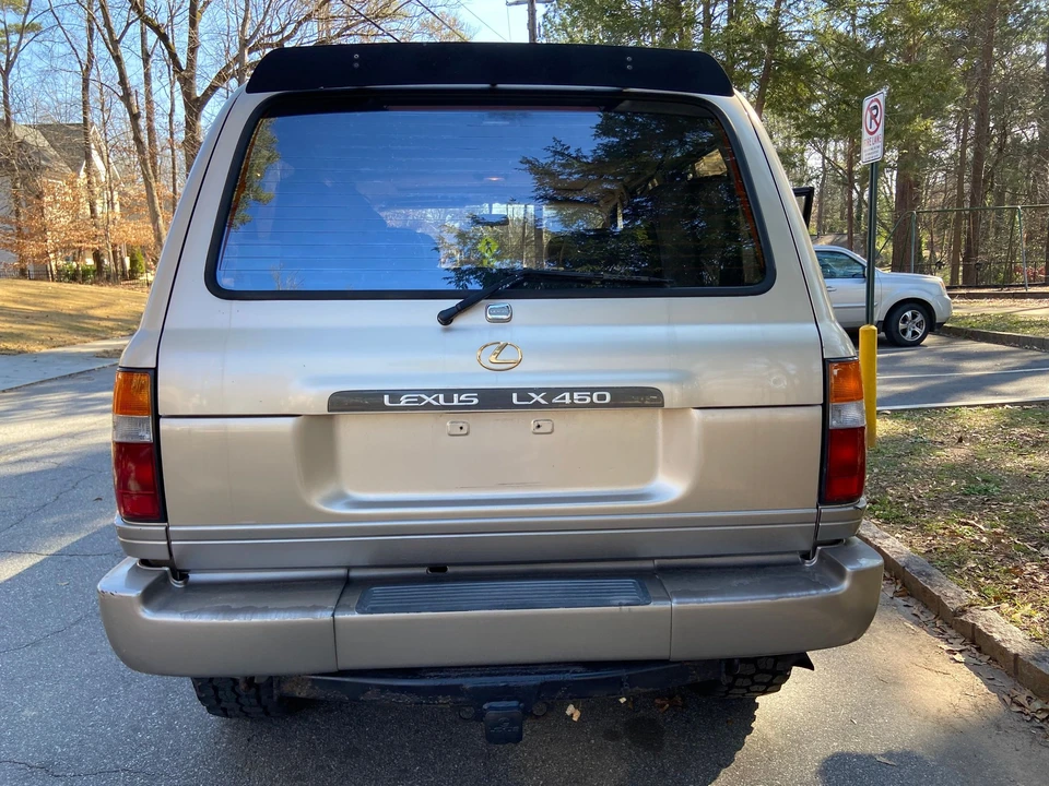 1997 Lexus LX 1st Gen - Image 14 of 31
