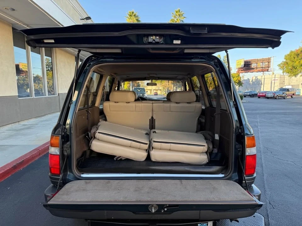 1997 Lexus LX 1st Gen - Image 16 of 20