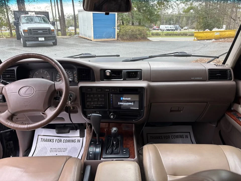 1997 Lexus LX 1st Gen - Image 18 of 20