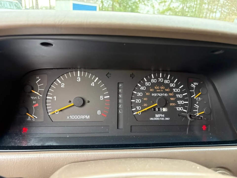 1997 Lexus LX 1st Gen - Image 14 of 20