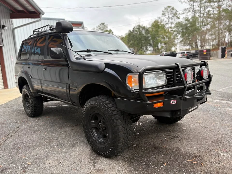 1997 Lexus LX 1st Gen - Image 4 of 20