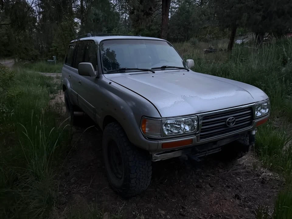 1997 Lexus LX 1st Gen - Image 3 of 13