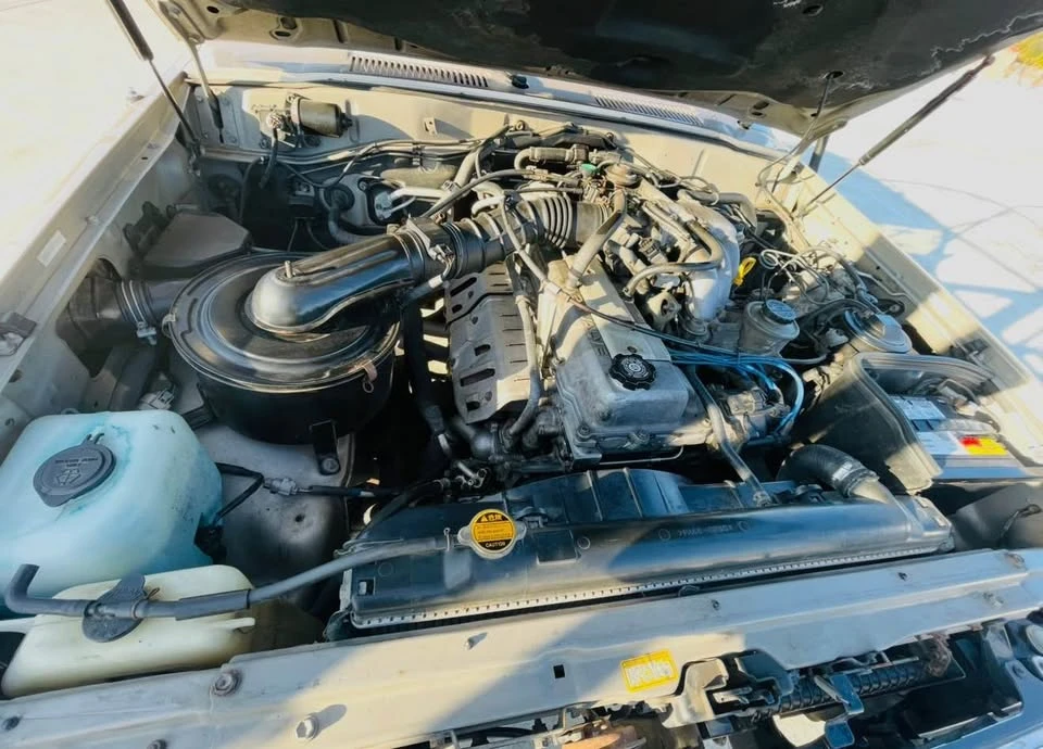 1997 Lexus LX 1st Gen - Image 7 of 7