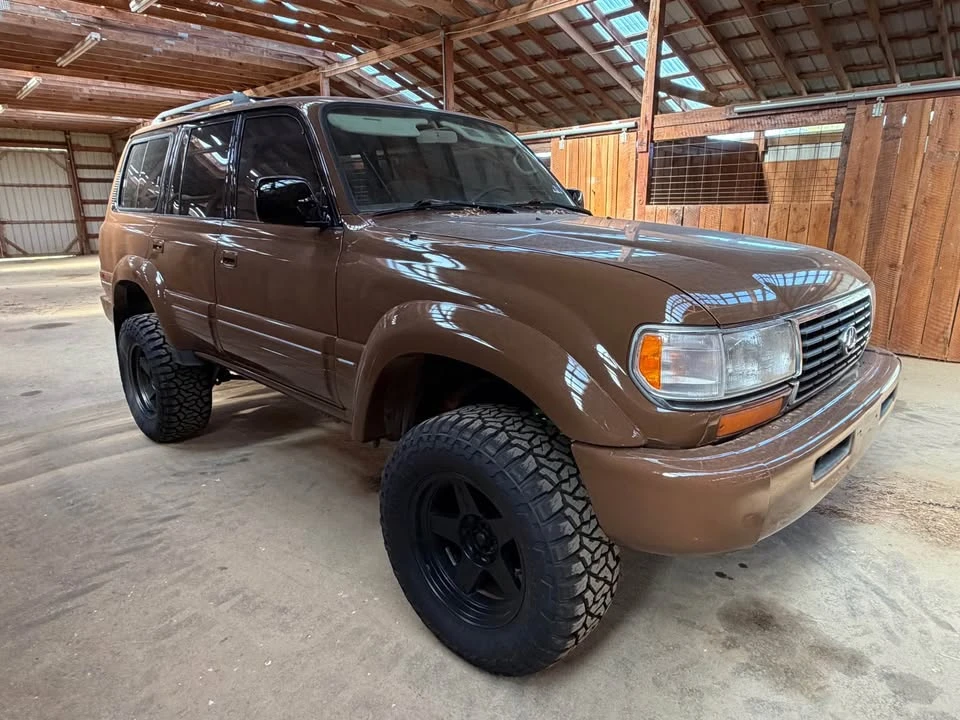 1997 Lexus LX 1st Gen - Image 2 of 10