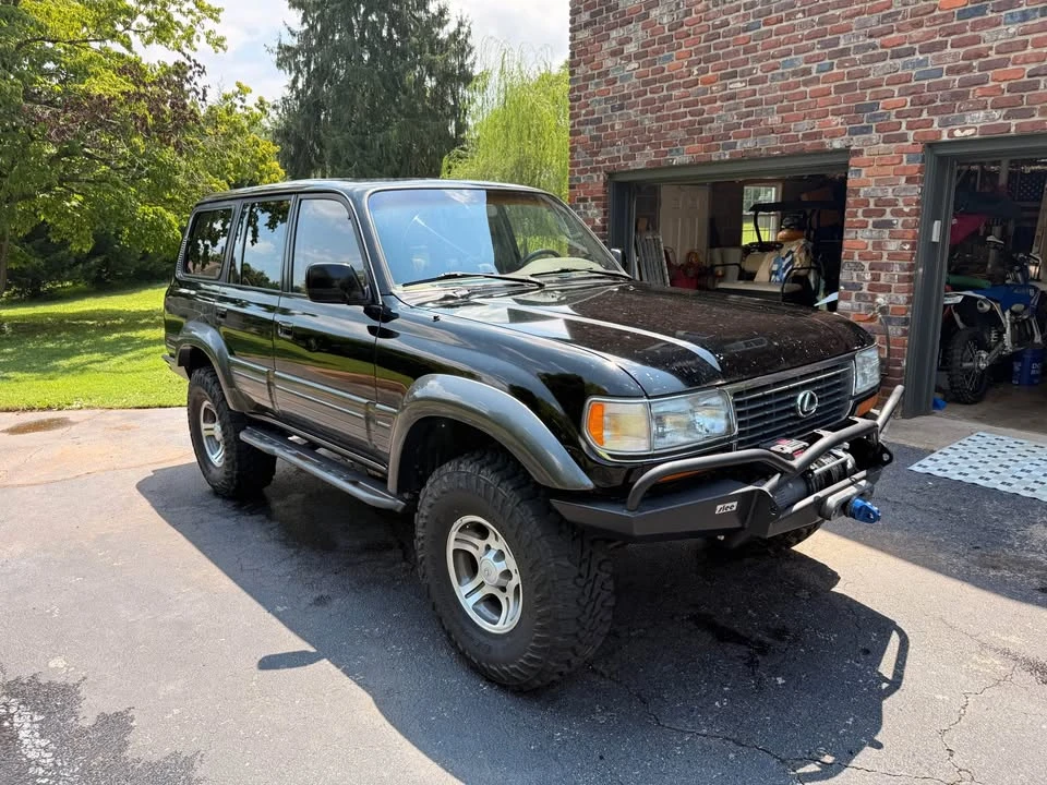 1997 Lexus LX 1st Gen - Image 4 of 20