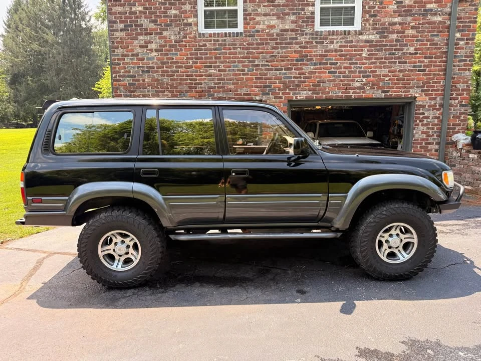 1997 Lexus LX 1st Gen - Image 8 of 20