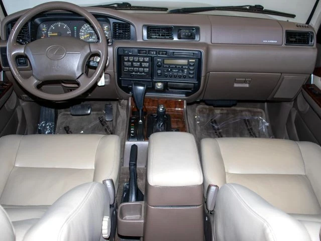 1997 Lexus LX 1st Gen - Image 14 of 21