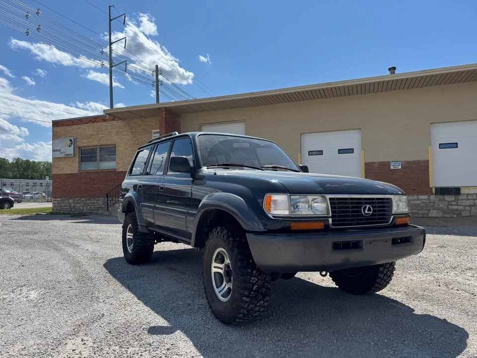 1997 Lexus LX 1st Gen - Image 3 of 10