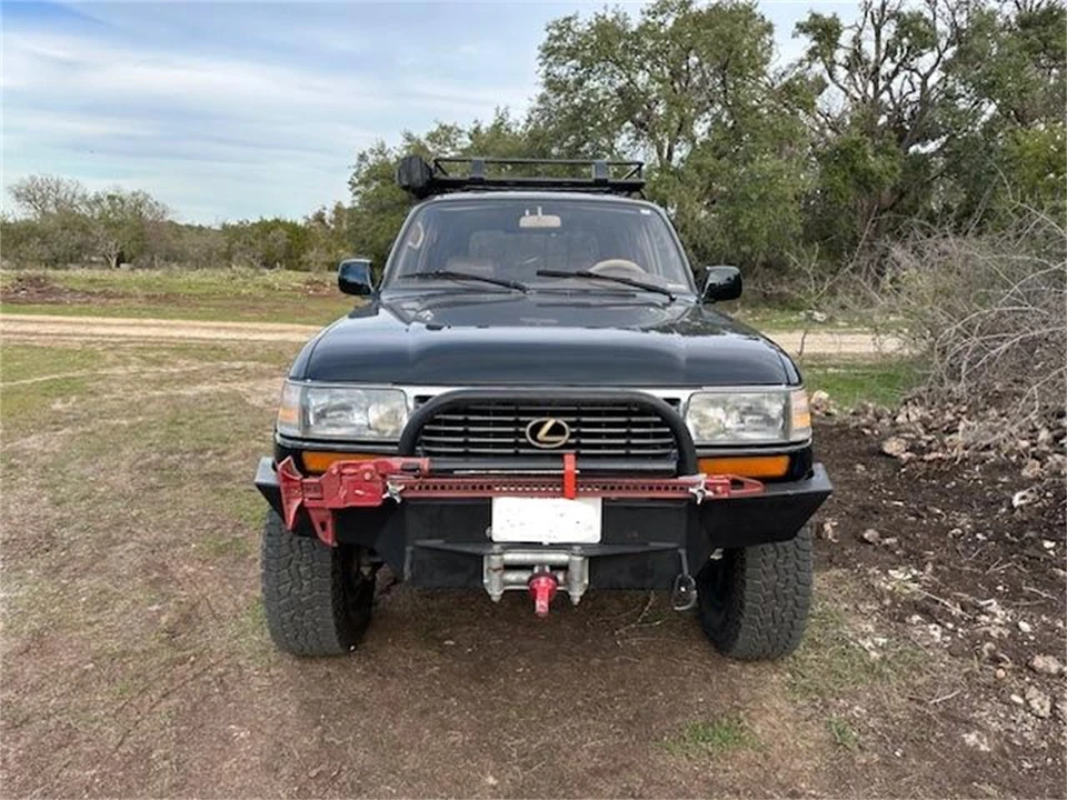 1997 Lexus LX 1st Gen - Image 4 of 20