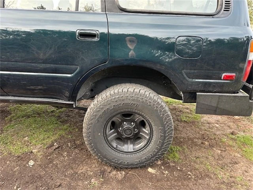 1997 Lexus LX 1st Gen - Image 13 of 20