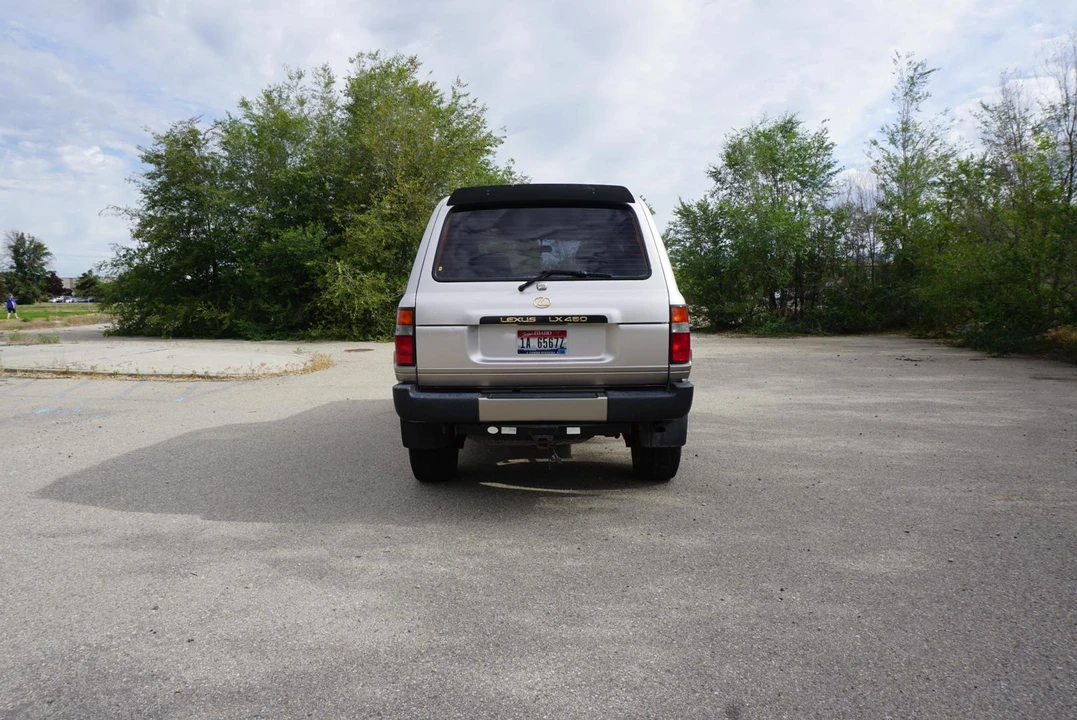 1997 Lexus LX 1st Gen - Image 11 of 31